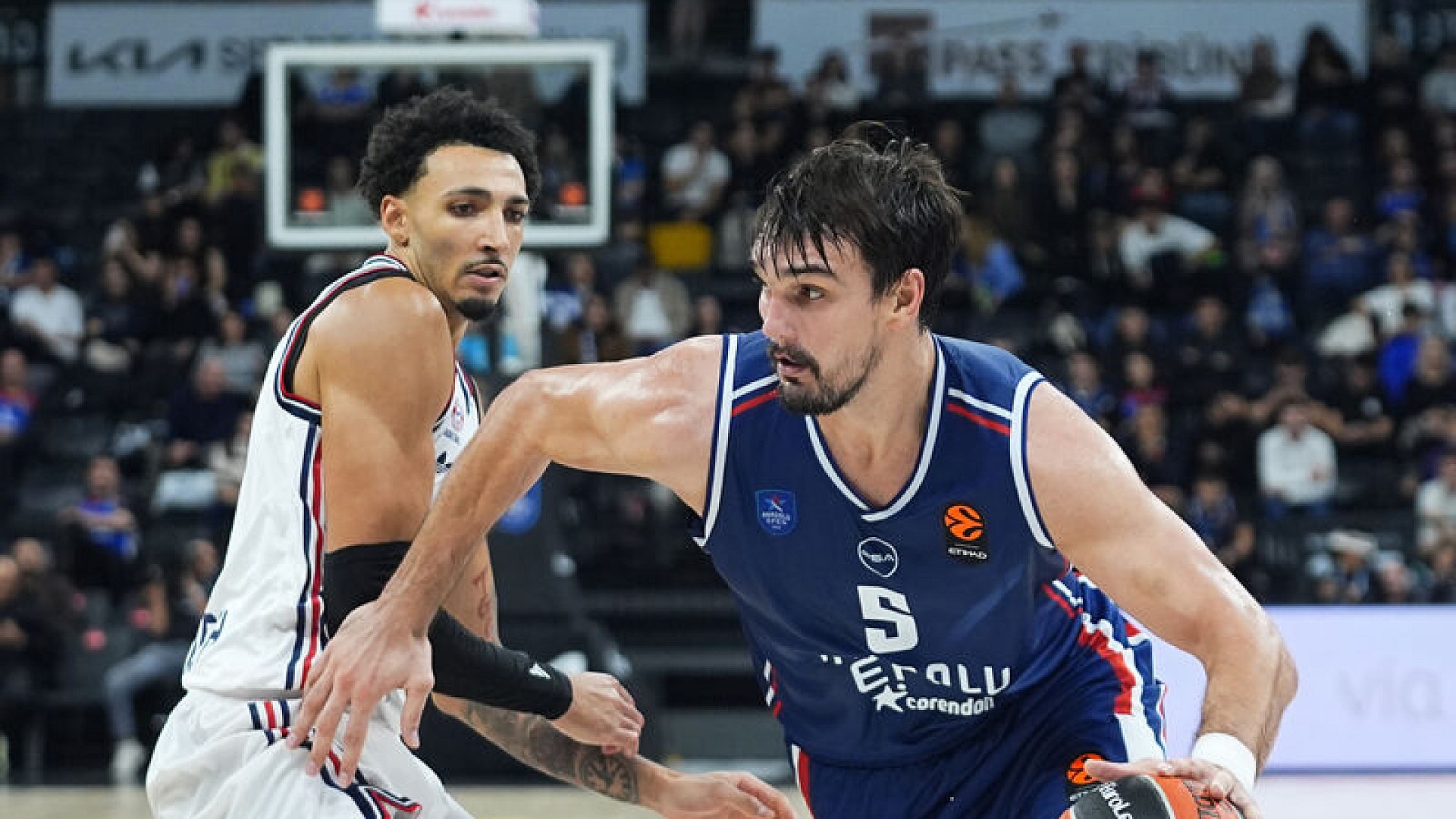 Anadolu Efes, Bayern Münih karşısında 101-93 yenildi