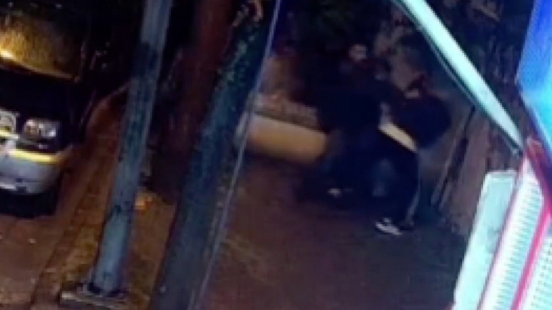 Avcılar'da bıçaklı kavga: 1 ölü, 2 yaralı