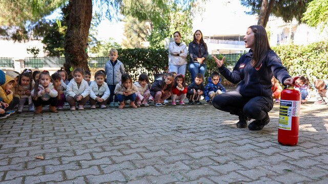 Aydin'da çocuklara yangın güvenliği eğitimi verildi