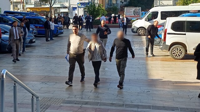 Aydin'da eşini tehdit eden şüpheli adliyeye sevk edildi