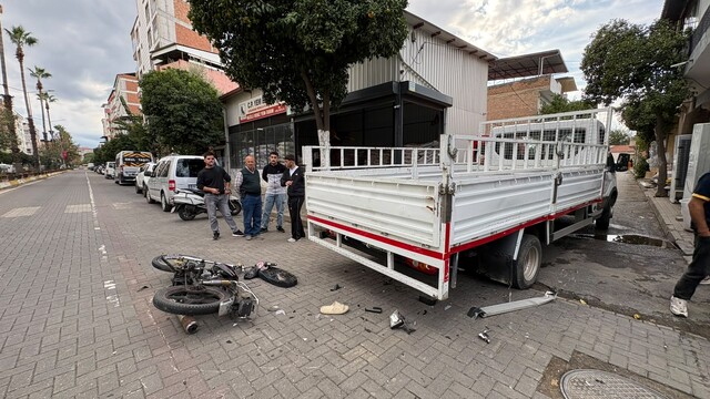 Aydin'da kamyonetle çarpışan motosiklet sürücüsü yaralandı