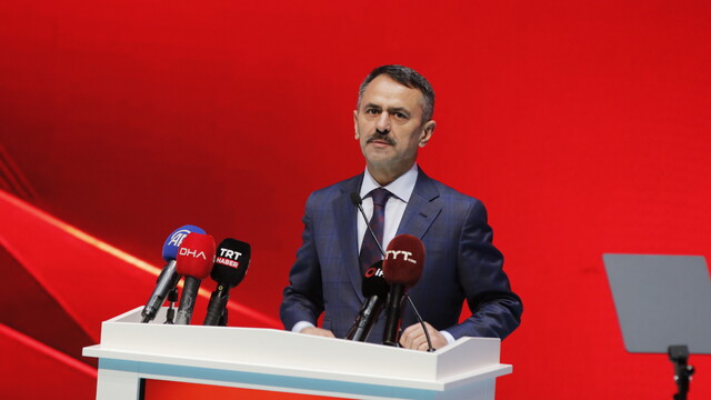 Bakan Göktaş, Kocaeli'de işletmeler ödül töreninde konuştu