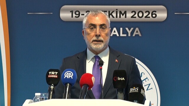 Bakan Işıkhan, 609 milyon liralık eğitim yardımı verdi