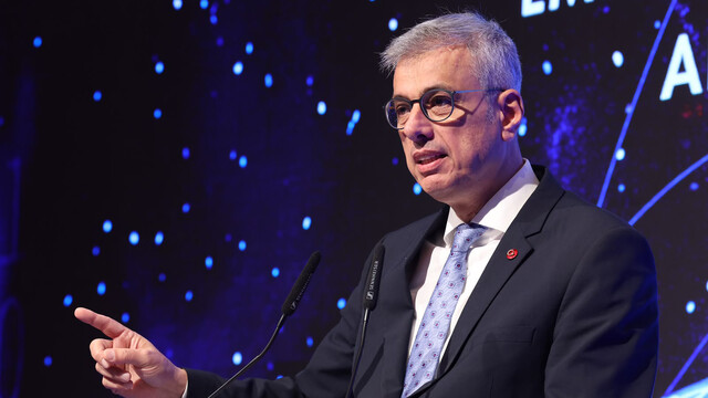 Bakan Memişoğlu, acil sağlık hizmetlerini tanıttı