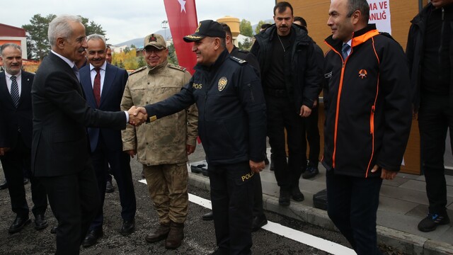 Bakan Uraloğlu, Erzurum'da Akıllı Ulaşım Merkezini açtı