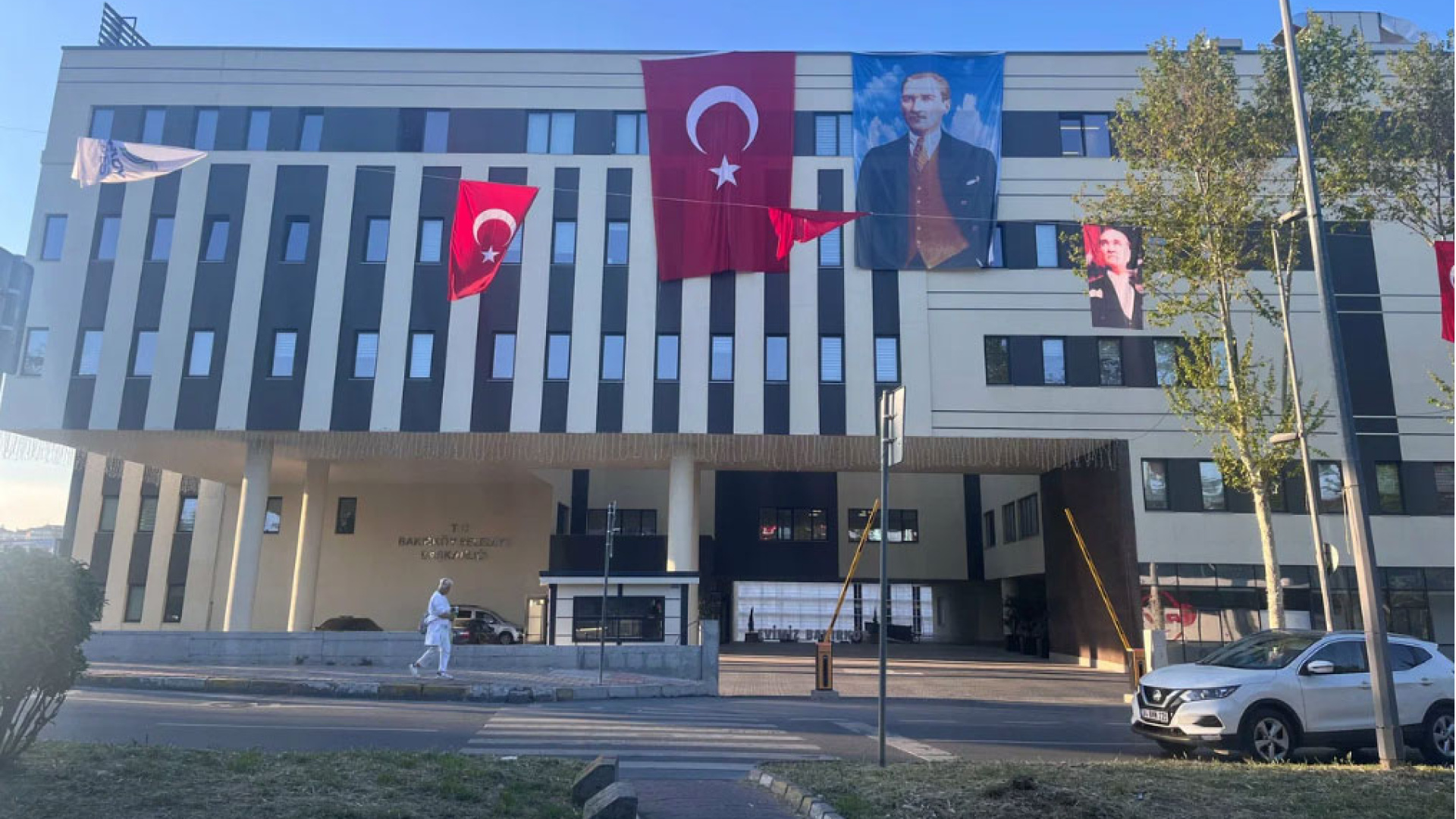 Bakırköy belediyesi'ne operasyon: 68 kişi gözaltında