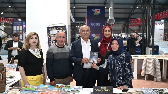 Başkan Er, 12. Malatya Kitap Fuarı'na katıldı