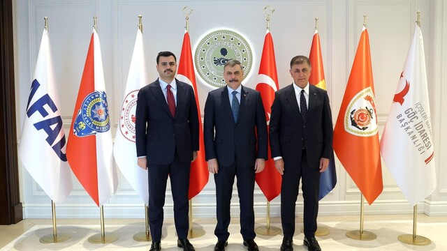 Başkan Tugay, Ankara'da İzmir'in ihtiyaçlarını görüştü