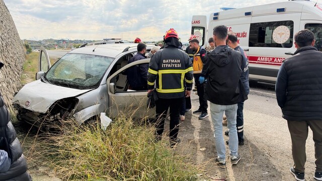 Batman'da trafik kazasında 2 kişi yaralandı