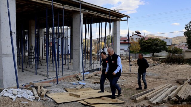 Bayburt'ta 12 kamu yatırımının inşaat çalışmaları denetlendi