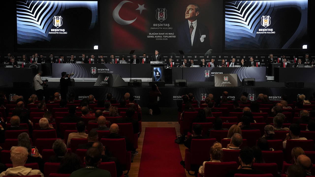 Beşiktaş Genel Kurulu'nda ihraç oylaması yapıldı