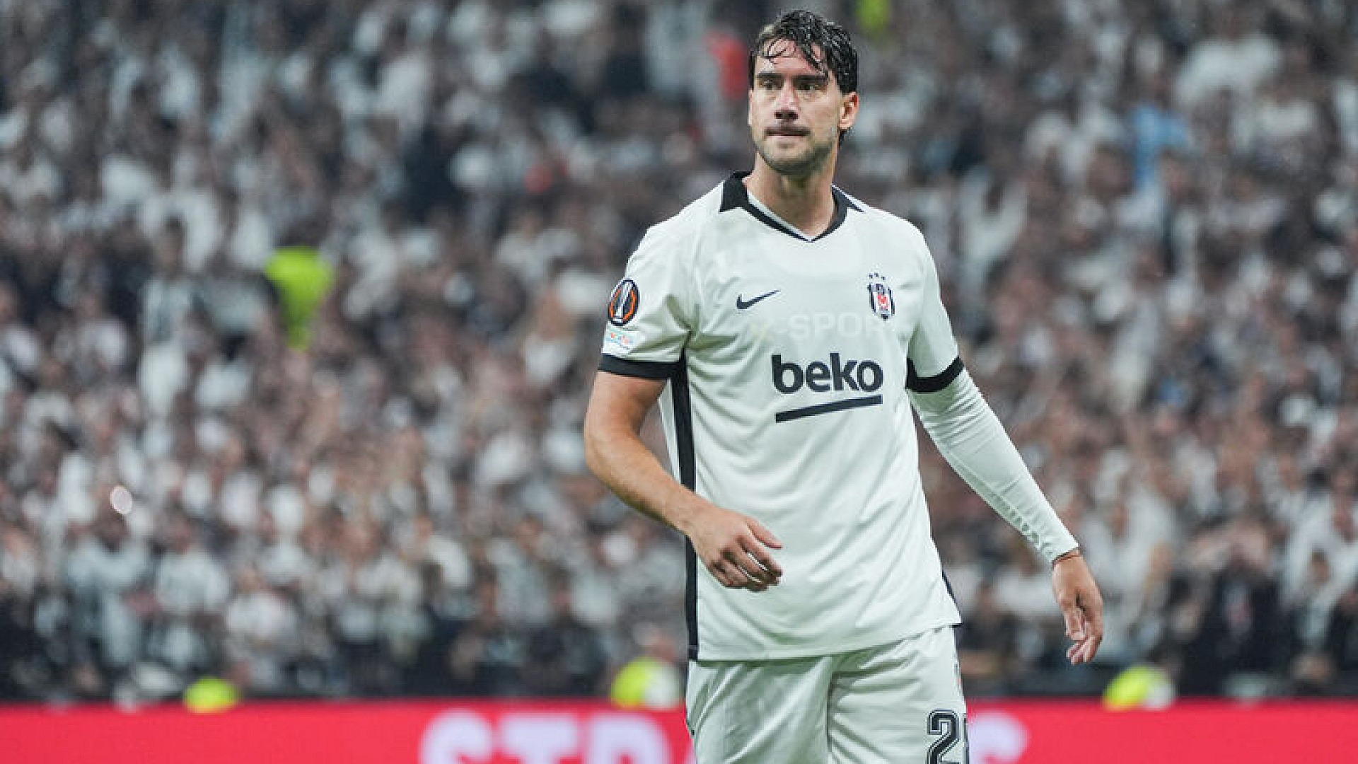 Beşiktaş, Kocaelispor'u yenerken Vlahovic yine sahne aldı