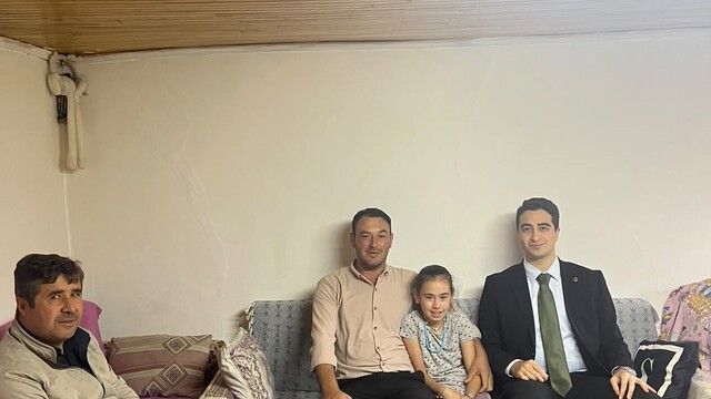 Beyağaç Kaymakamı Haydari, vatandaşların taleplerini dinledi