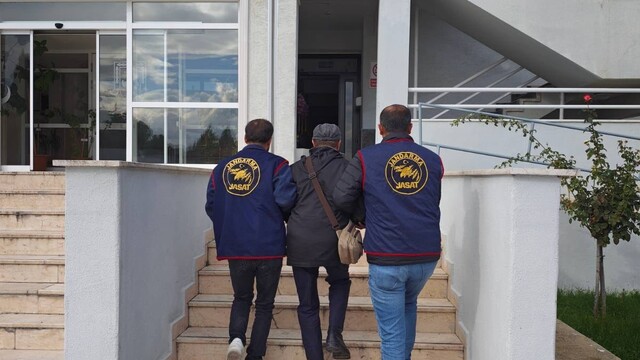 Bilecik'te tehdit suçundan aranan R.A. yakalandı