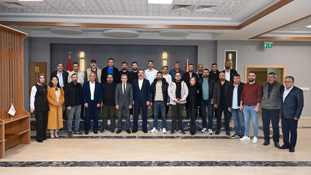Bitlis Emniyet Müdürü Hikmet Ataman basınla bir araya geldi