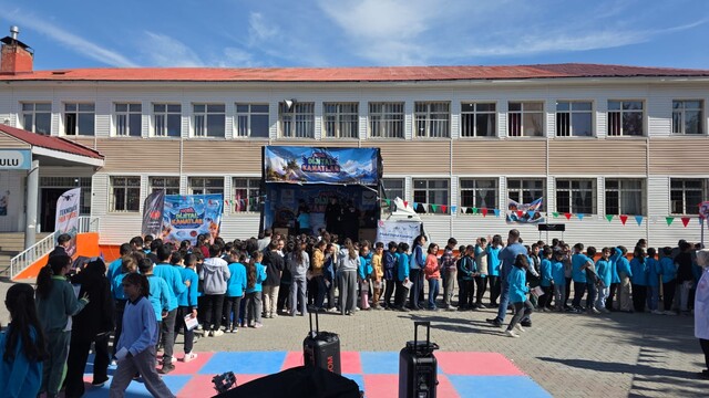 Bitlis'te öğrencilere teknoloji ve STEM etkinlikleri düzenlendi