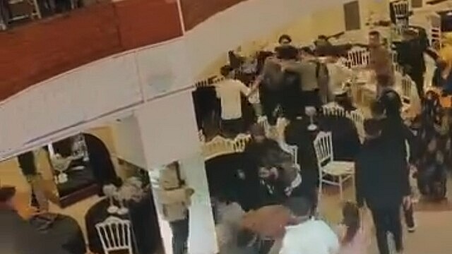 Bolu'da düğün salonunda takı kavgası: sandalyeler uçuştu