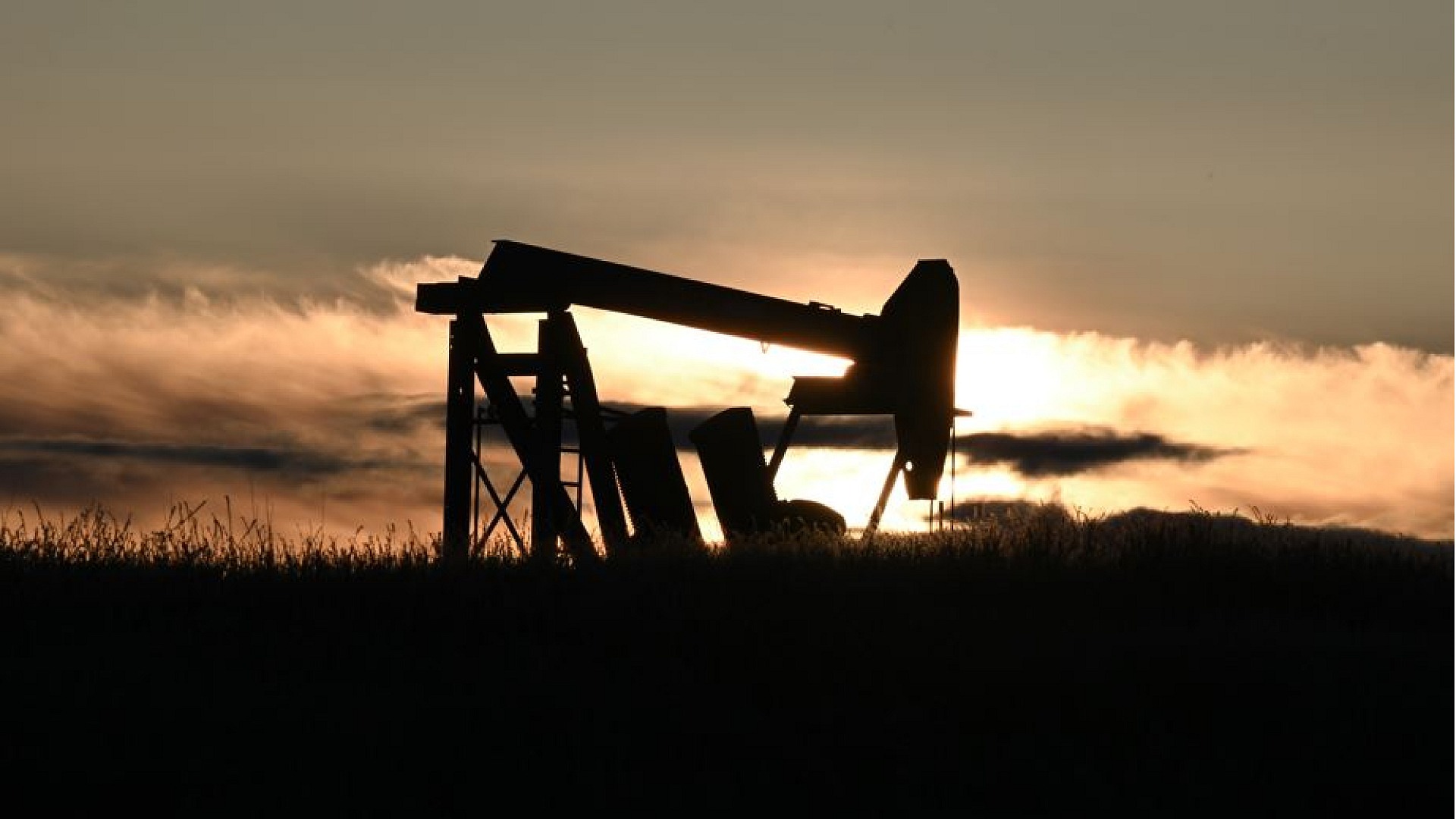 Brent petrol fiyatı yükselişe geçti, 111,57 dolara ulaştı