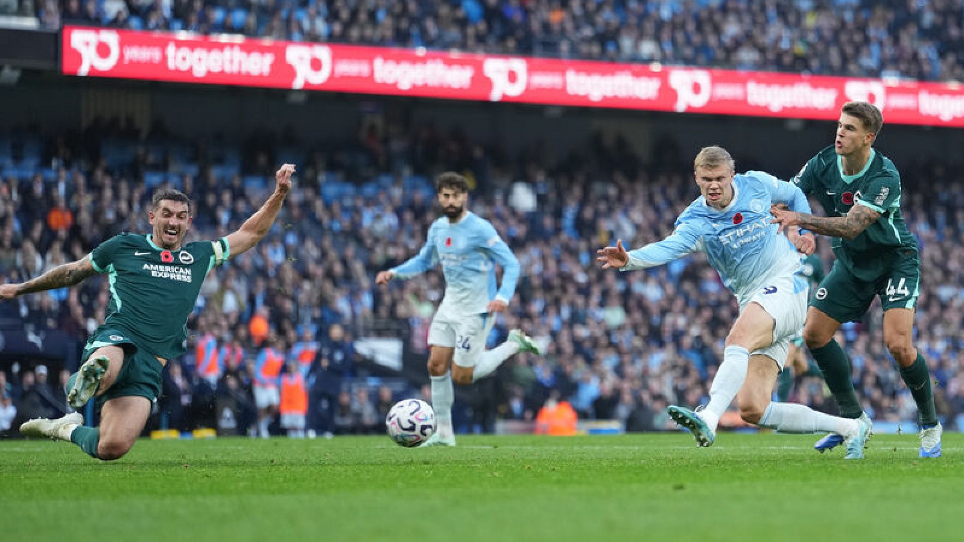 Brighton, Manchester City'yi 1-0 mağlup ederek 3 puan aldı