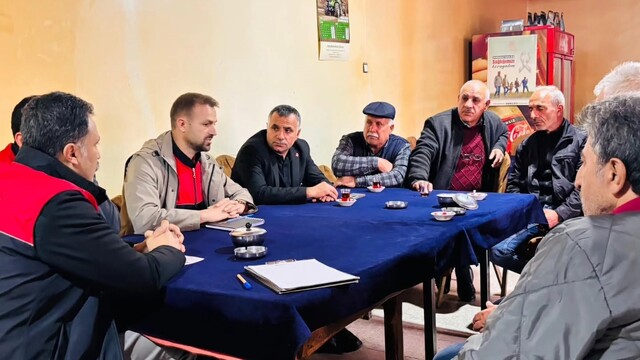 Bulanık'ta Cuma buluşmalarında üreticilere bilgi verildi