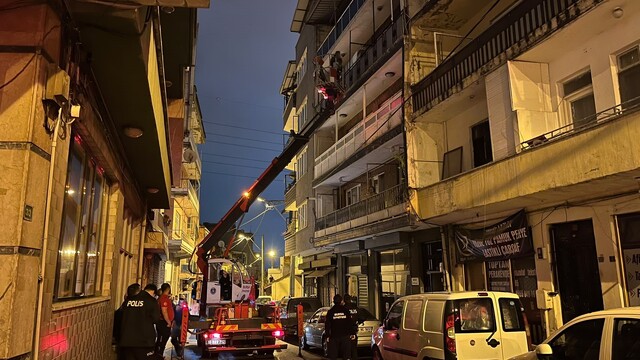 Bursa'da annesini rehin alan şahıs özel harekatla yakalandı