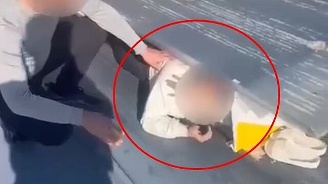 Bursa'da aranan hükümlü çatı arasında yakalandı