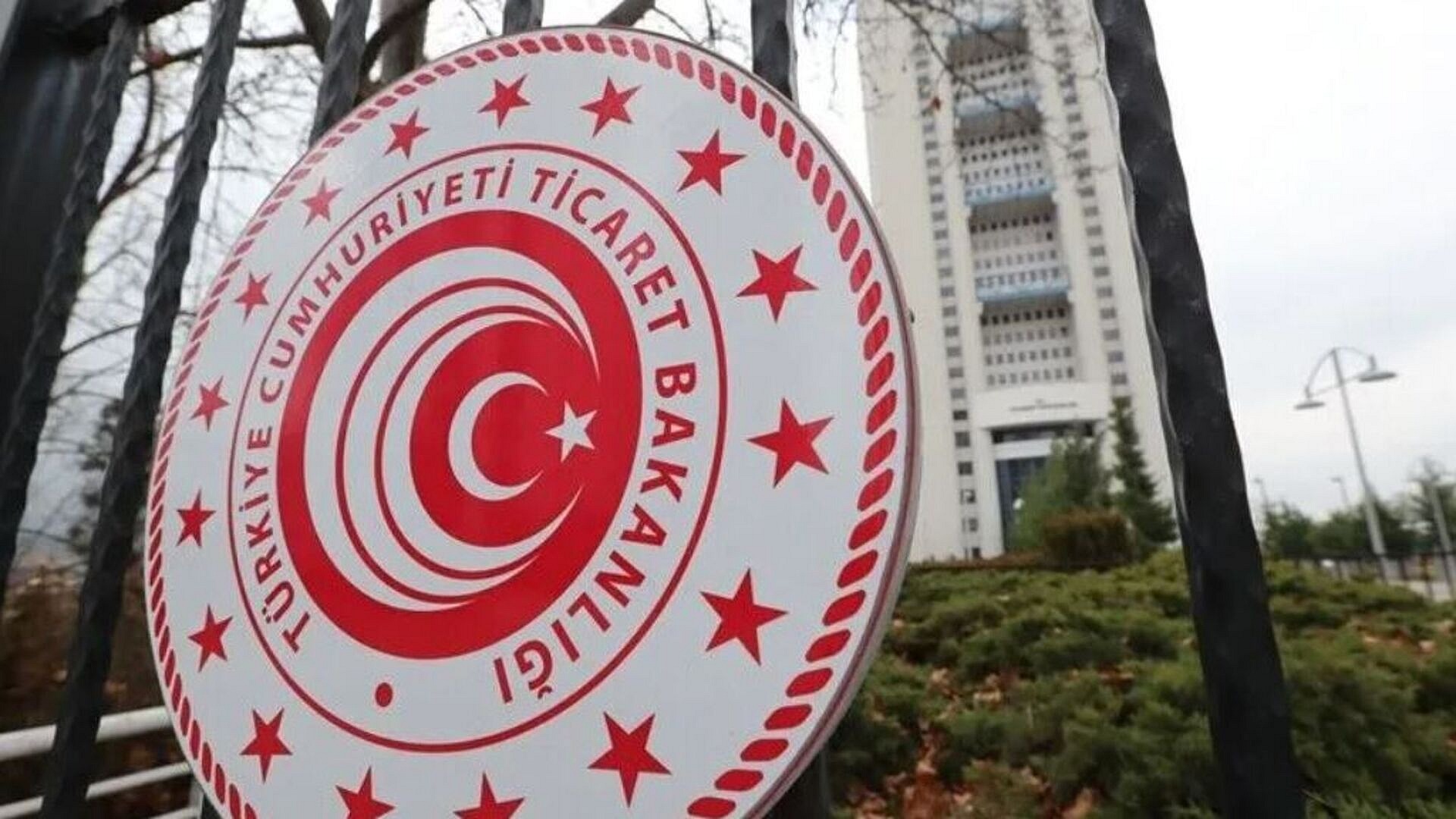 Bursa'da elektronik servise 1.5 milyon TL ceza kesildi