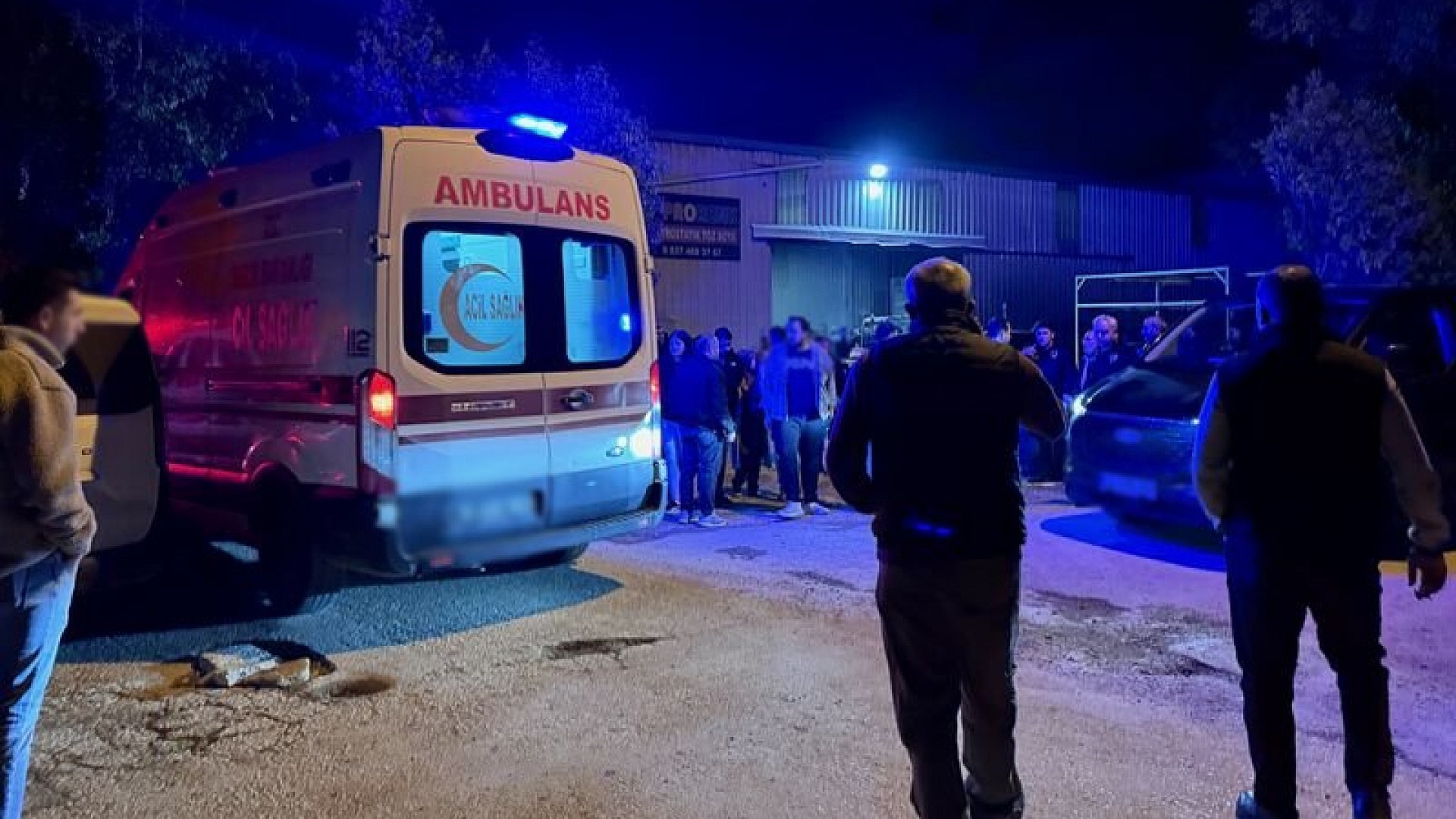 Bursa'da forkliftten düşen demir parçaları altında genç öldü