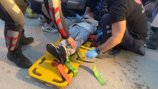 Bursa'da motosikletin çarptığı çocuk hastaneye kaldırıldı