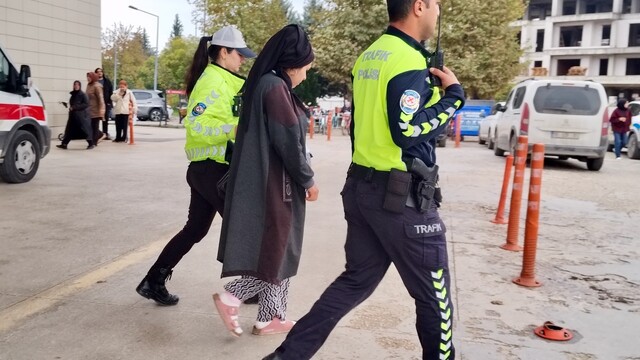 Bursa'da tırnakçılık yapan 4 kişi yakalandı