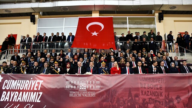 Bursa ve çevresinde Cumhuriyet'in 103. yıl dönümü kutlandı