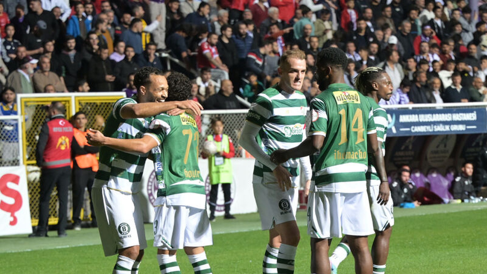 Bursaspor, Keçiörengücü'nü yenerek liderliği ele geçirdi
