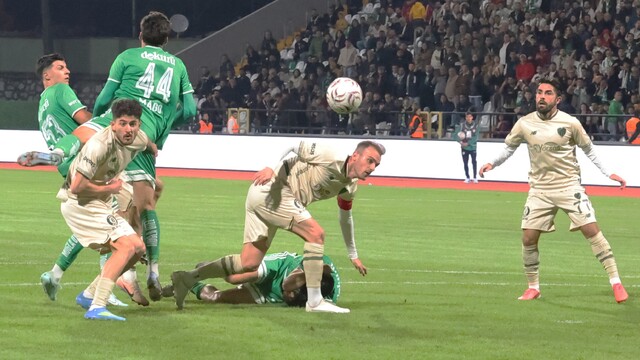 Bursaspor, Muğlaspor'u 3-0 mağlup etti