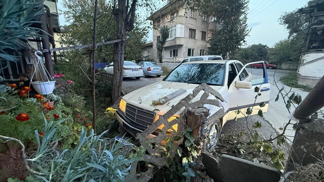 Çalıntı araçla kaçmaya çalışan 2 şüpheli Düzce'de yakalandı