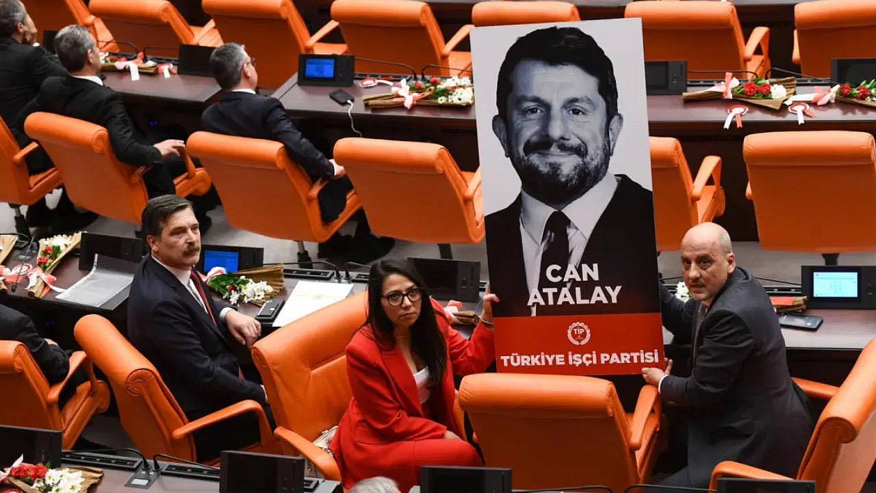Can Atalay 24 saatlik açlık grevini tamamladı