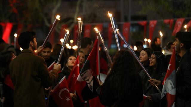 Çanakkale'de 29 Ekim Cumhuriyet Bayramı kutlaması yapıldı