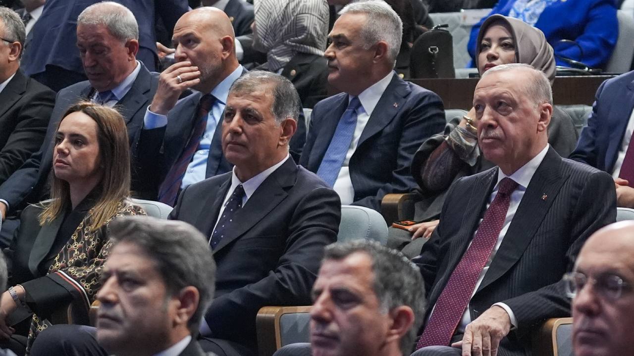 Cemil Tugay AKP'ye katıldı, Erdoğan ile bir araya geldi