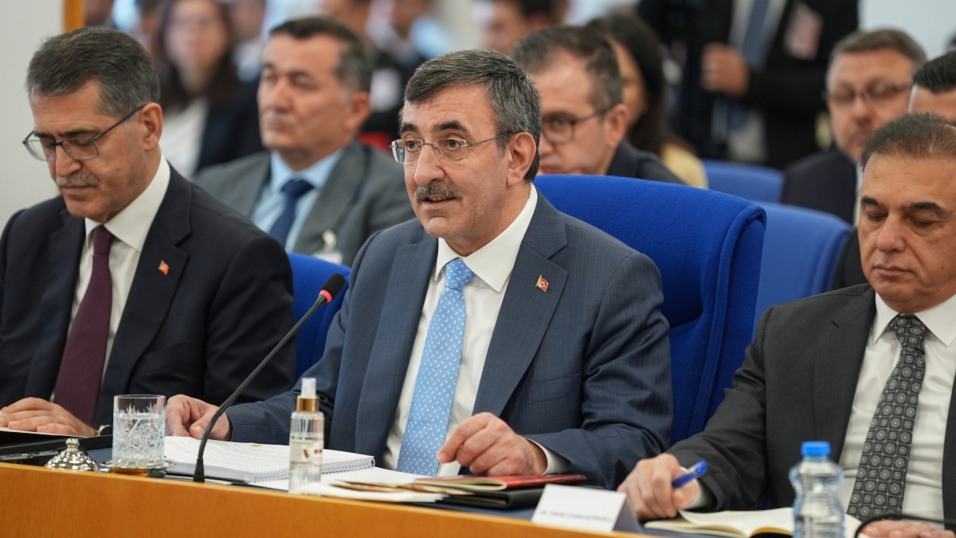 Cevdet Yılmaz: Yatırımcı ile manipülatörü karıştırmayacağız