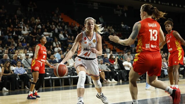 Çimsa ÇBK Mersin, Sleza Wroclaw'ı 72-59 mağlup etti