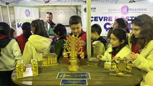 Çorum'da bilim şenliği binlerce öğrenciyle başladı