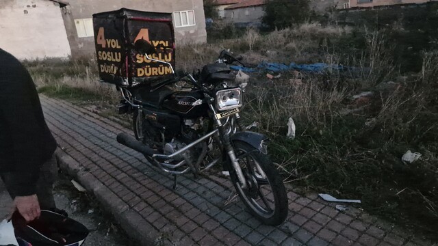 Çorum'da otomobil ile motosiklet çarpıştı: 1 kişi yaralandı