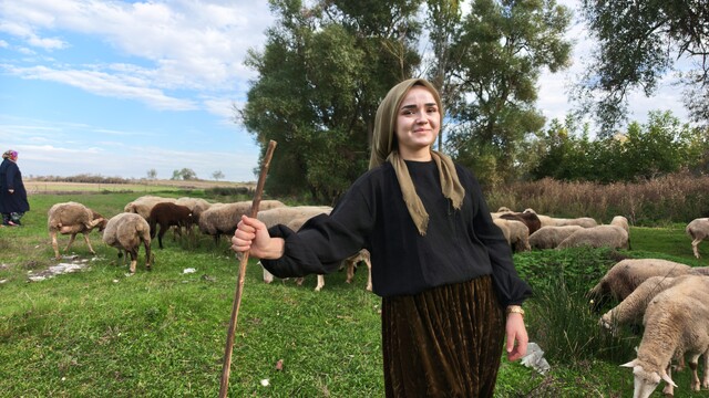 Erdoğan, hayallerine kavuşan genç çiftçiyi kutladı