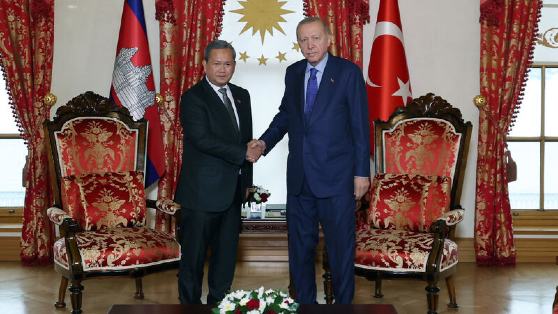 Cumhurbaşkanı Erdoğan, Kamboçya Başbakanı Manet ile görüştü