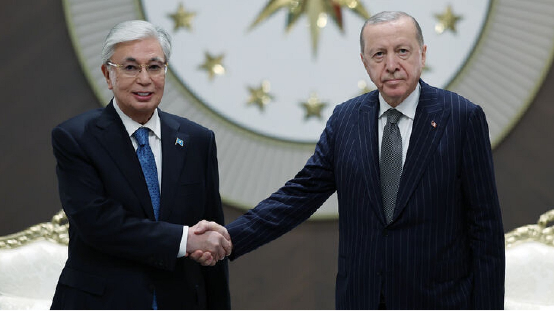 Cumhurbaşkanı Erdoğan, Tokayev ile buluştu