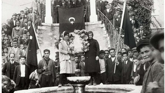 Demirci'de 98 yıl önceki Cumhuriyet kutlaması canlandırıldı