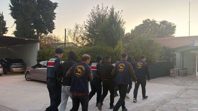 Denizli'de telefon dolandiricilari yakalandi