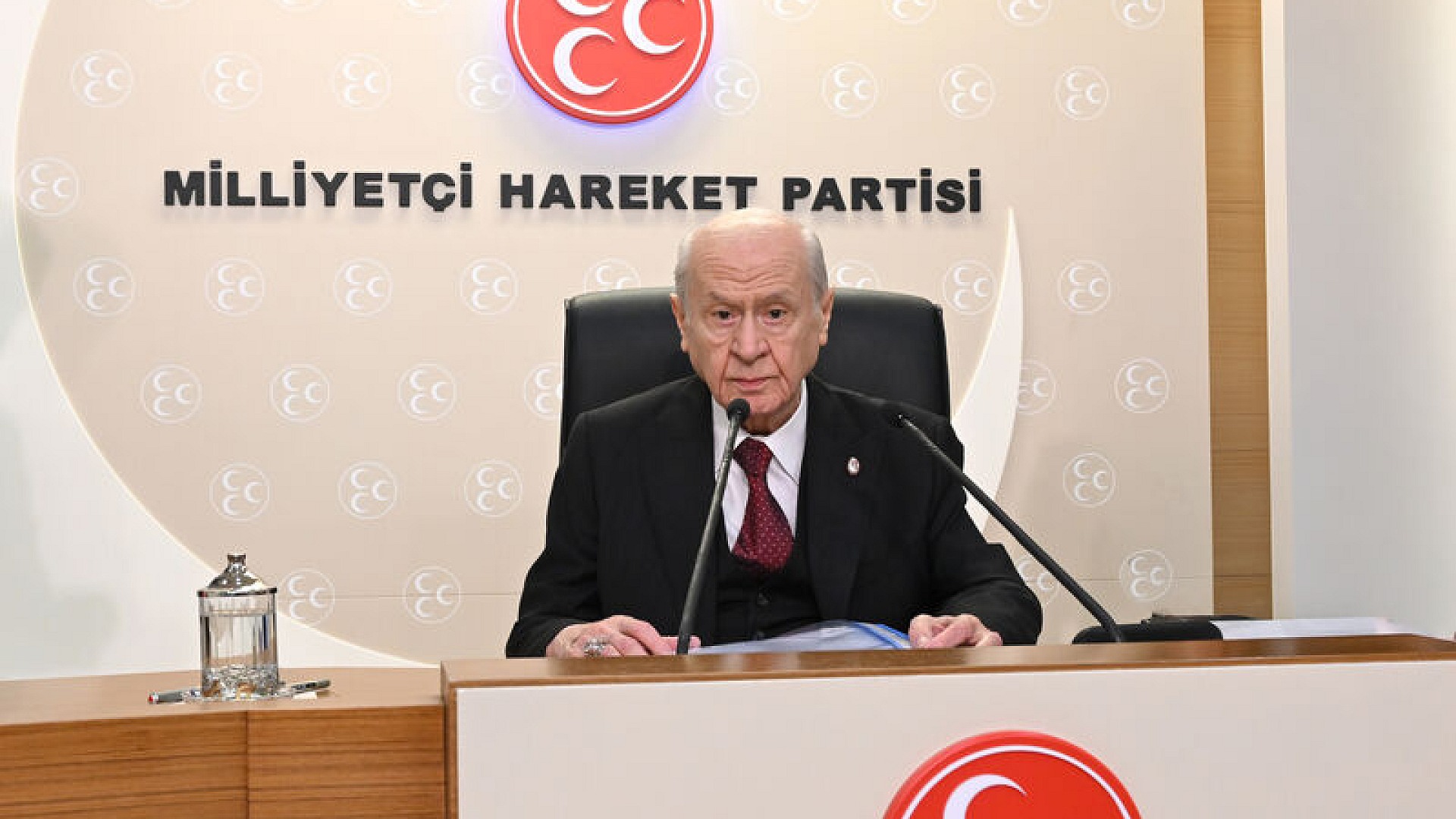 Devlet Bahçeli'den Kazakistan Cumhuriyet Günü mesajı