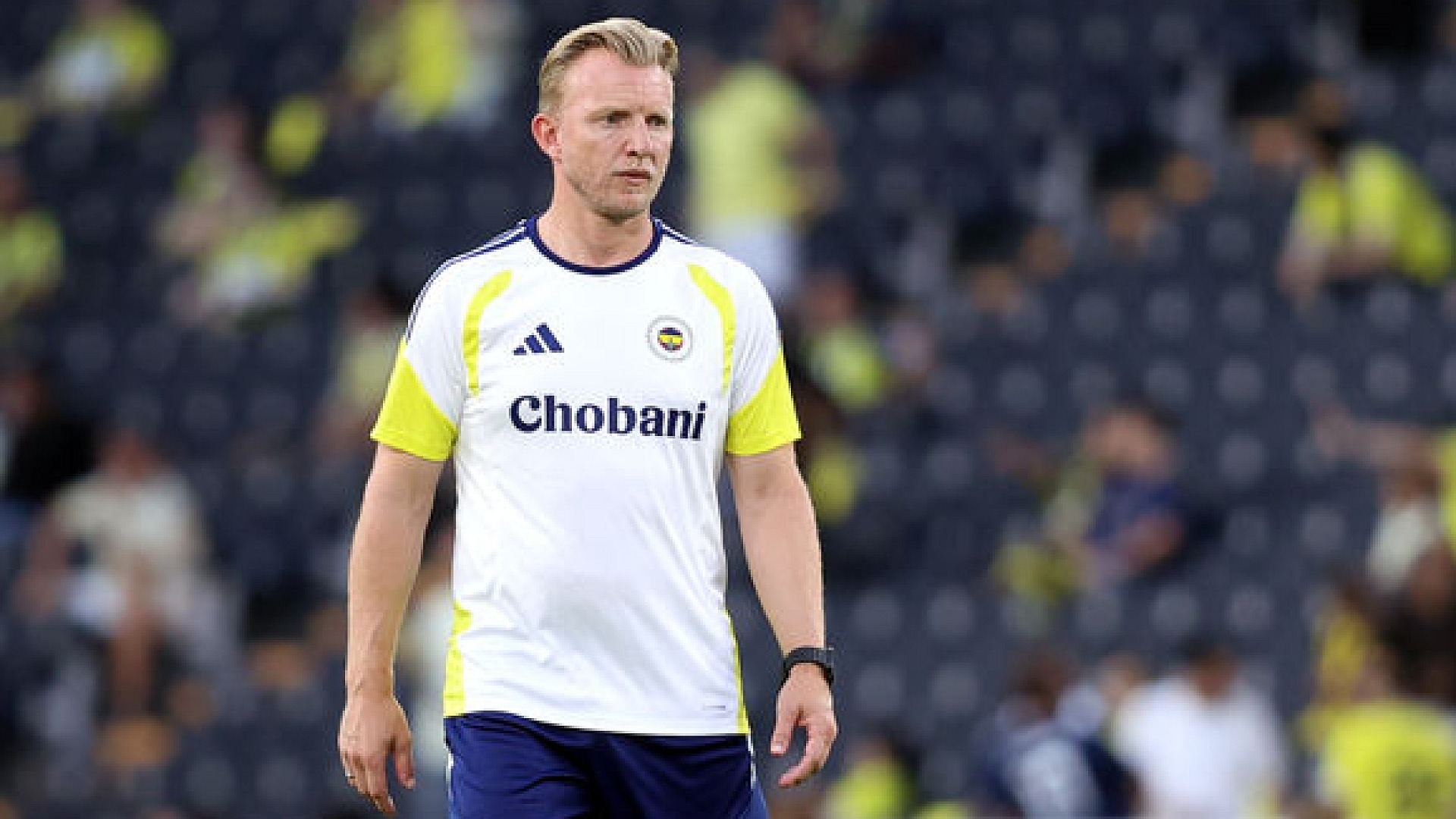 Dirk Kuyt, Fenerbahçe'de geçici teknik direktör oldu
