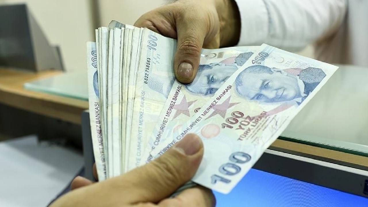 DİSK-AR: 2026'da asgari ücret 9 ayda yüzde 28 eridi