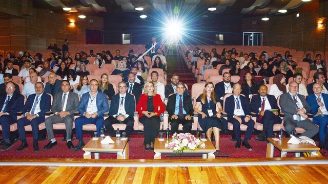 Diyarbakır'da uluslararası ekonomi sempozyumu yapıldı